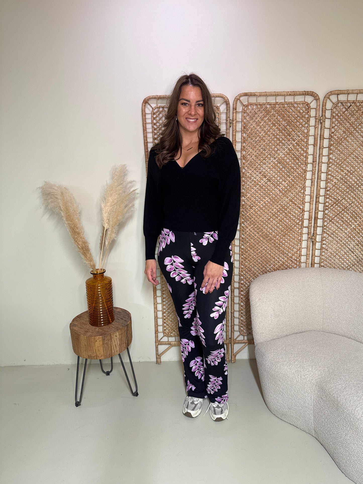 Soft Flare Legging Livia Leaves Zwart