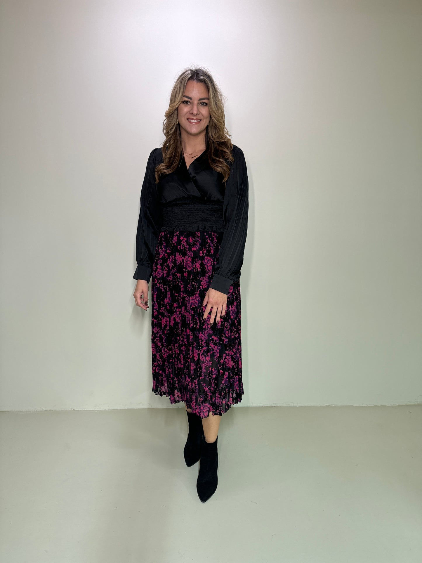 Satin Top Elle Zwart