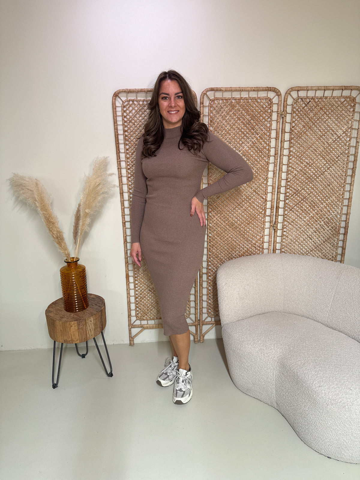 Rib Jurk Nova Taupe - Just Favorites