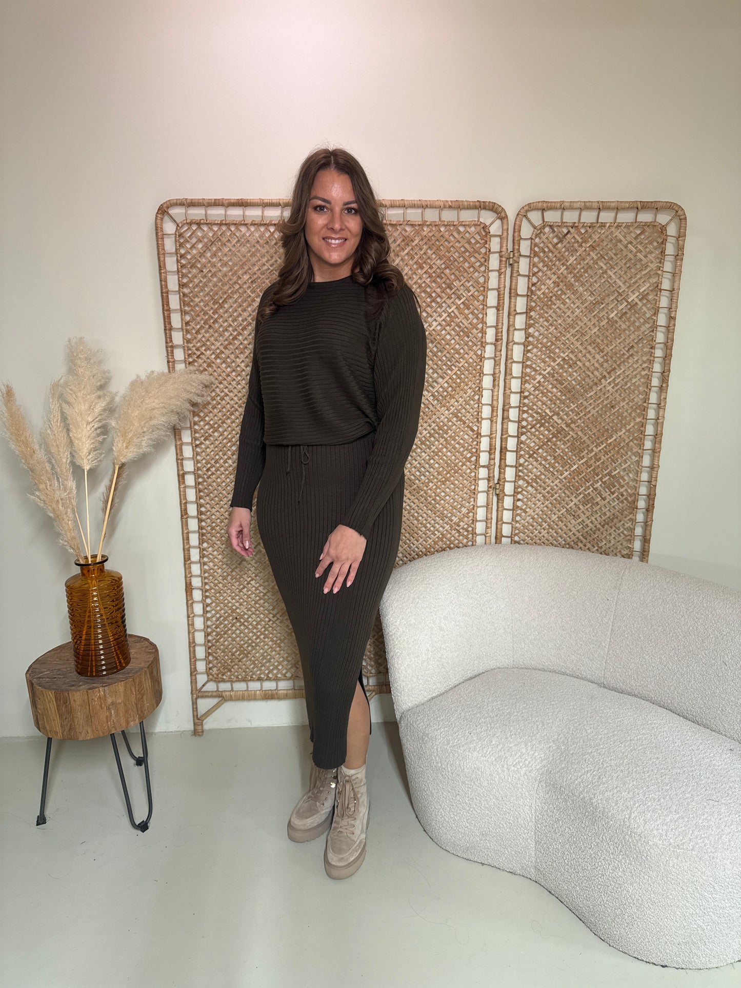 Stellen Sie Brit Black ein