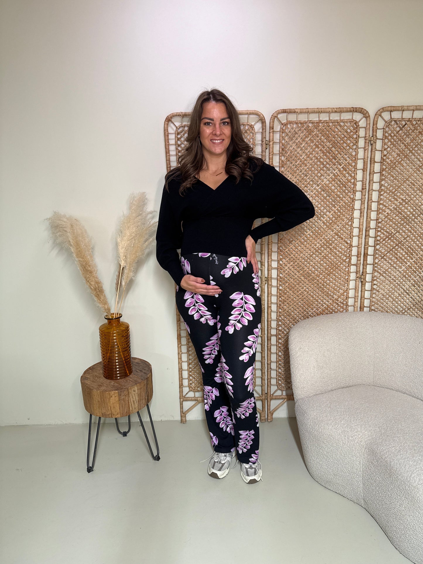 Soft Flare Legging Livia Leaves Zwart