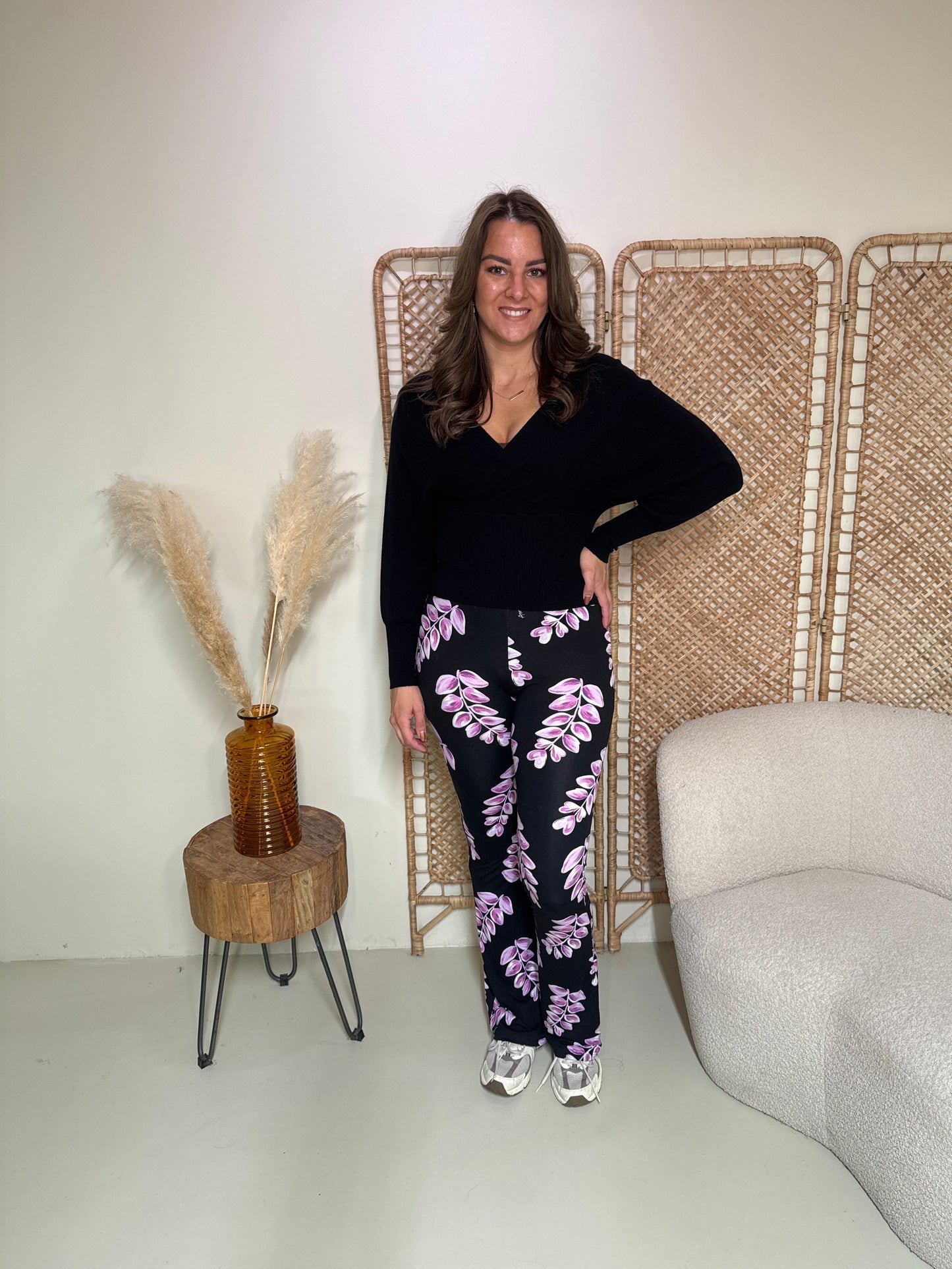 Soft Flare Legging Livia Leaves Zwart