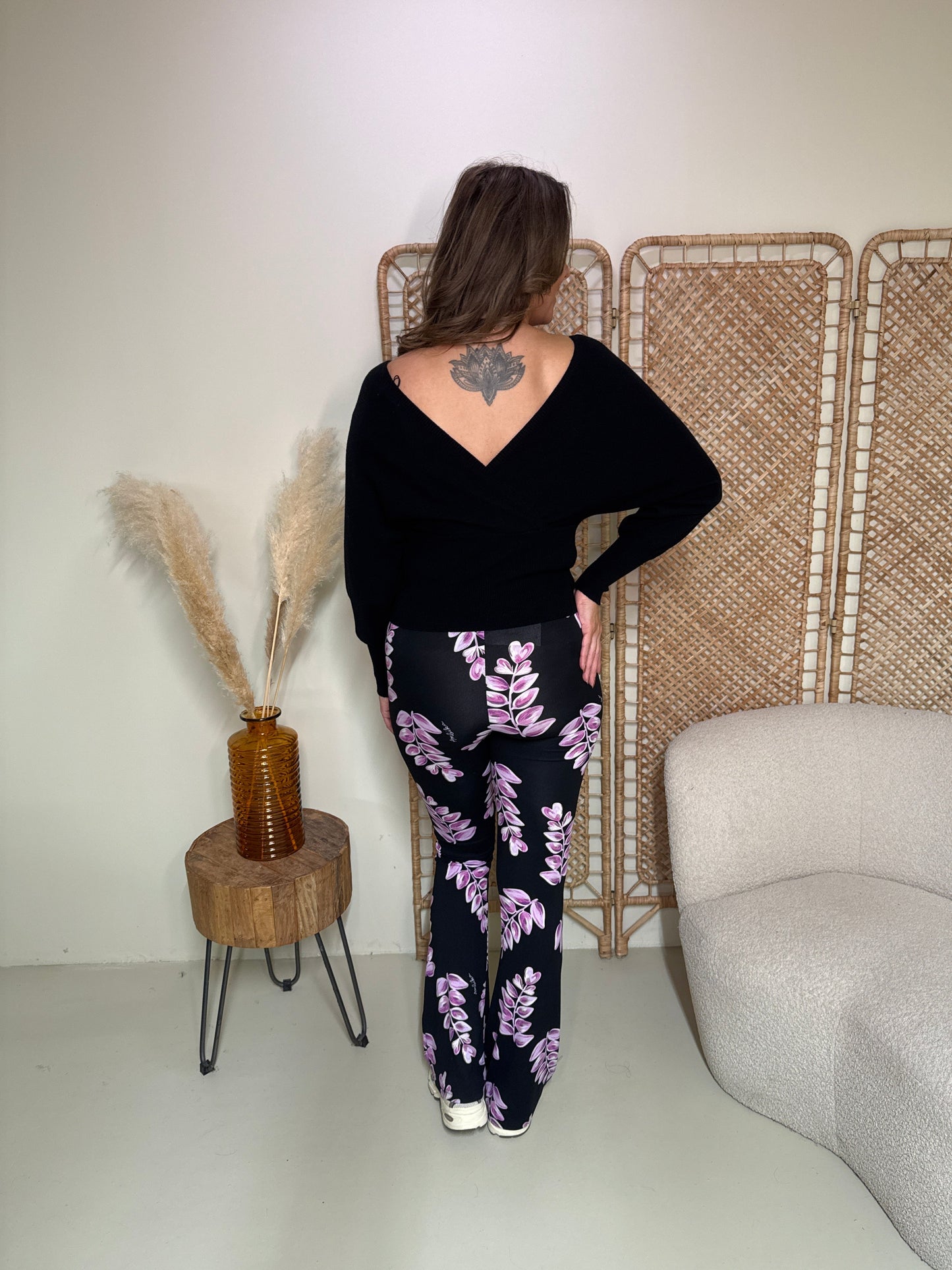 Soft Flare Legging Livia Leaves Zwart