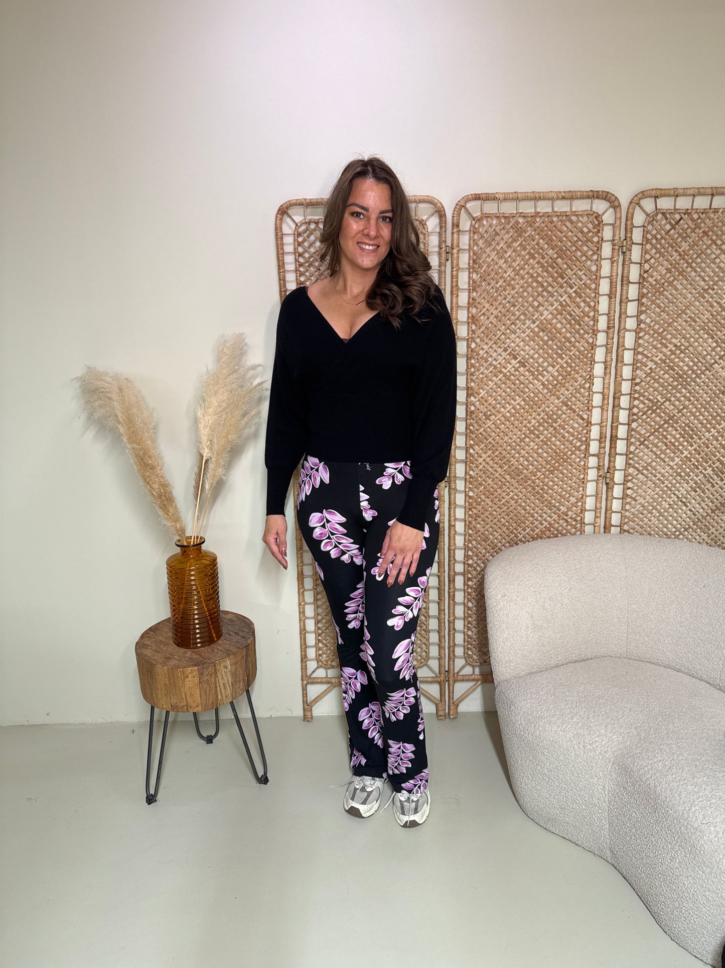 Soft Flare Legging Livia Leaves Zwart