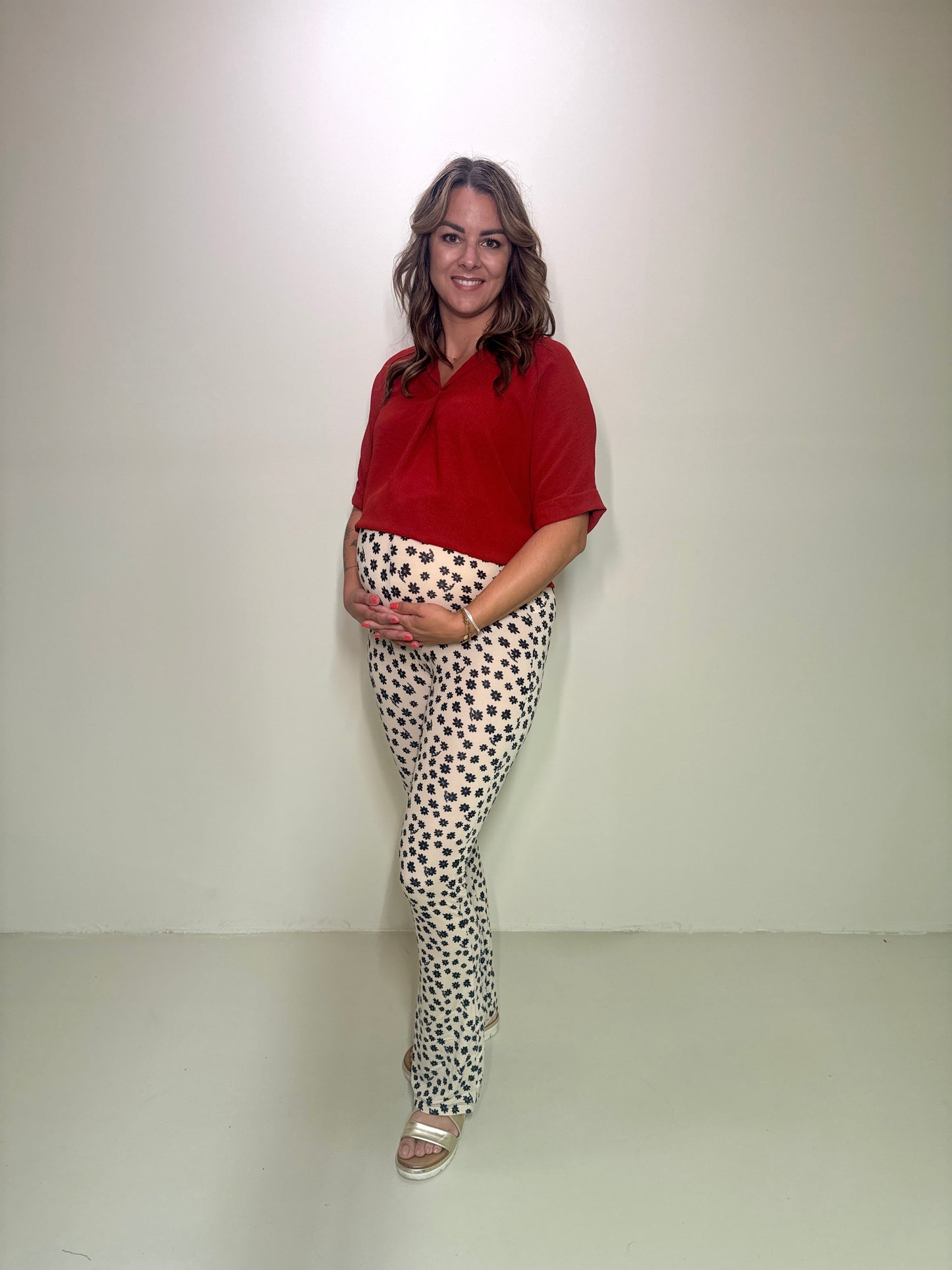 Weiche Flare-Leggings Livia Dots Beige