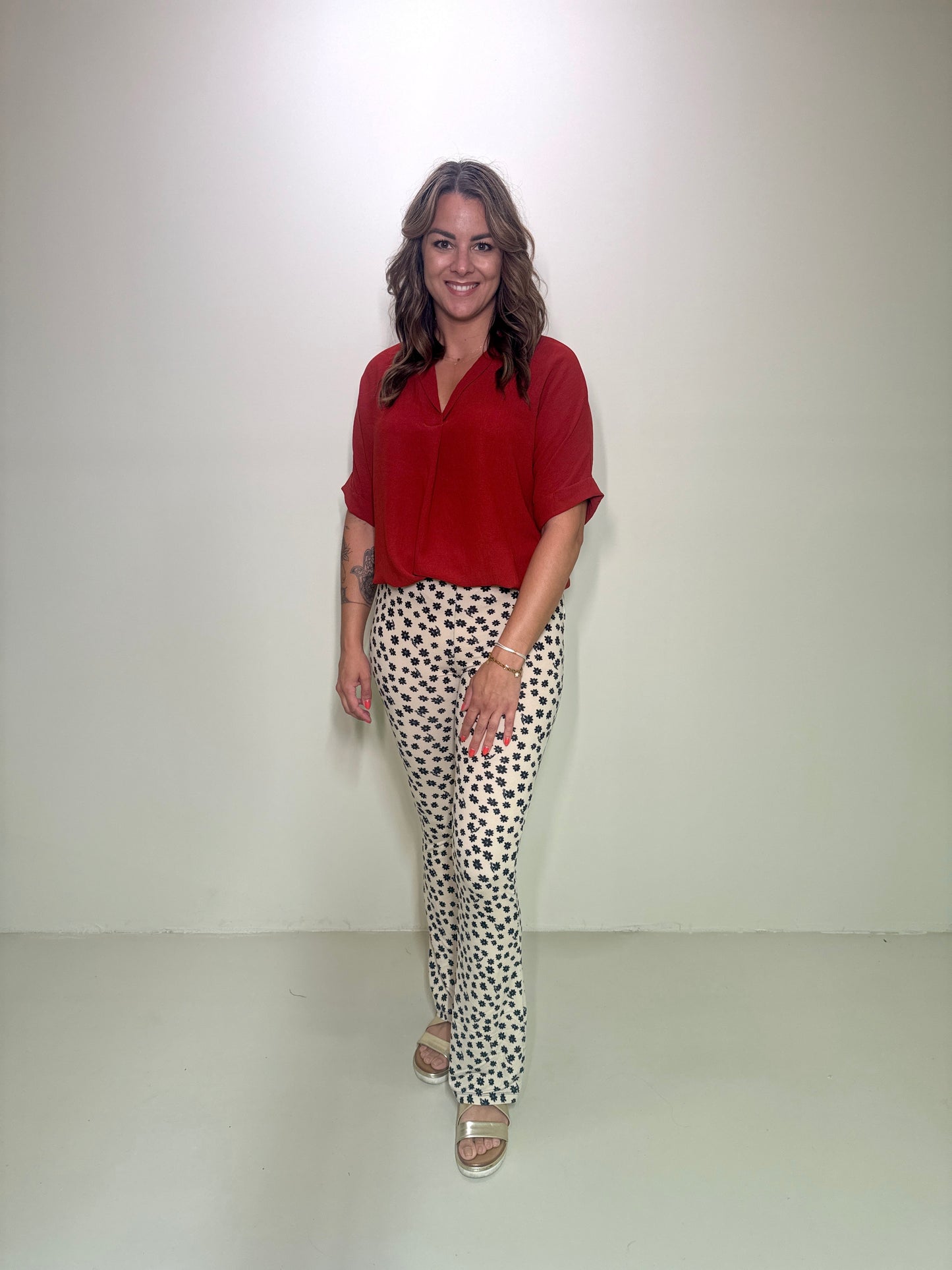 Weiche Flare-Leggings Livia Dots Beige